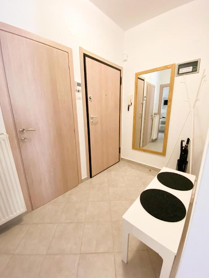 A Wonderful Apartment In Front Of The Sea! Peraia  Екстер'єр фото